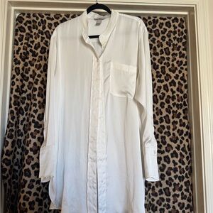 H&M White Casual Button Down Shirt